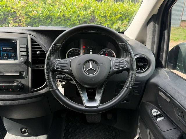 Mercedes-Benz eVito 85Kw 66Kwh Progressive Van White #28