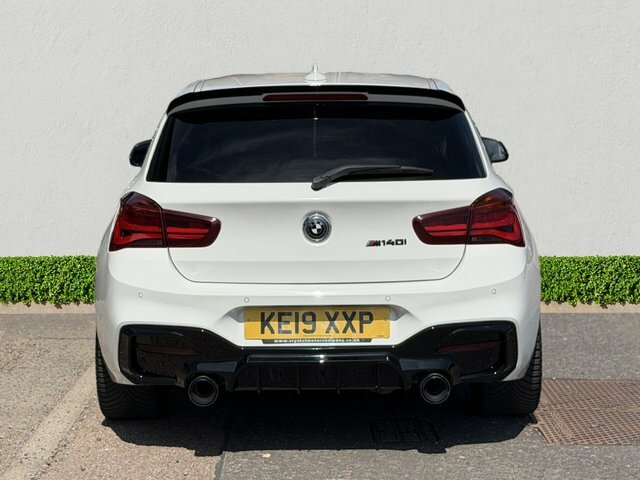 BMW 1 Series 3.0 M140i Gpf Shadow Edition Hatchback KE19XXP White #6
