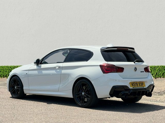 BMW 1 Series 3.0 M140i Gpf Shadow Edition Hatchback KE19XXP White #5