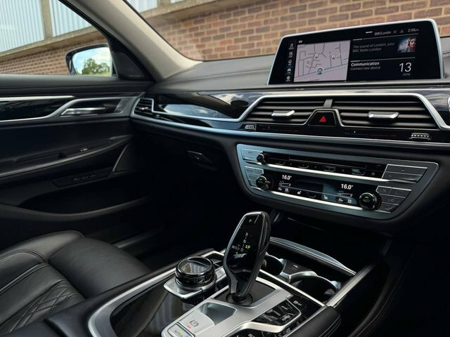 BMW 7 Series Saloon Black #70