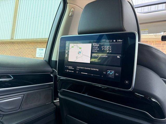 BMW 7 Series Saloon Black #23
