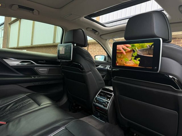 BMW 7 Series Saloon Black #52