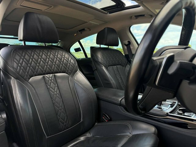 BMW 7 Series Saloon Black #13