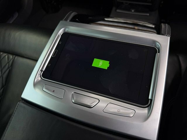 BMW 7 Series Saloon Black #33