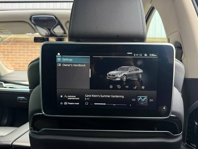 BMW 7 Series Saloon Black #26