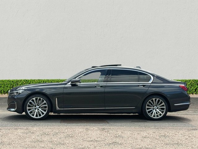 BMW 7 Series 3.0 745Le 12Kwh Saloon Plug-in Hybrid A Grey #4
