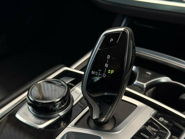 BMW 7 Series Saloon Black #66