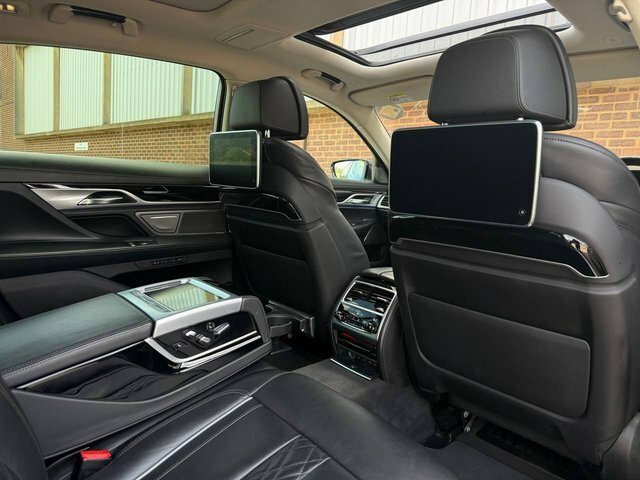 BMW 7 Series Saloon Black #16