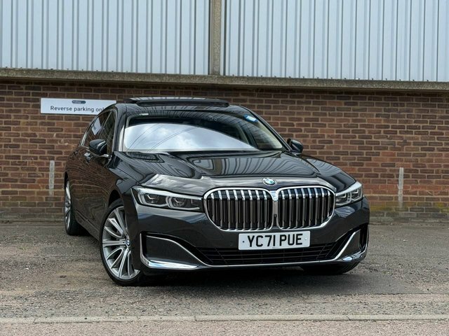 BMW 7 Series Saloon Black #95