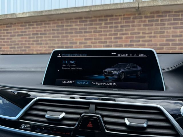 BMW 7 Series Saloon Black #80