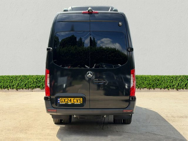 Mercedes-Benz Sprinter   #6