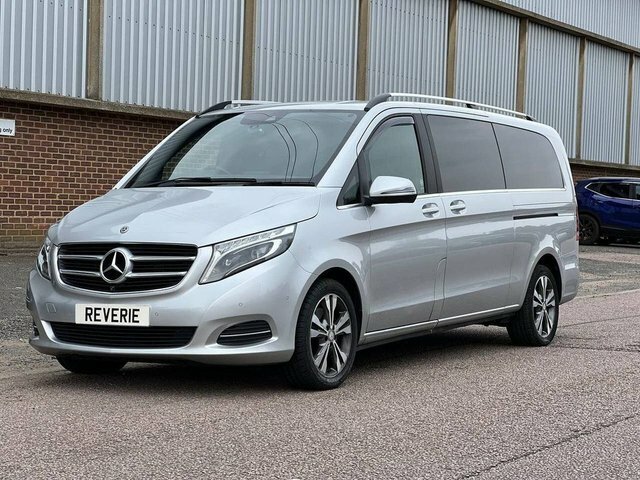 Mercedes-Benz V Class V 250 D Amg Blue #43