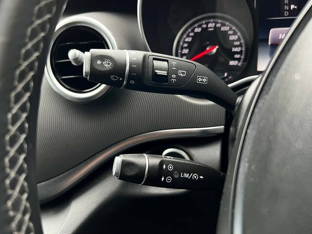 Mercedes-Benz V Class V 250 D Amg Blue #26