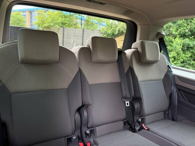 Volkswagen Multivan 2.0 Tdi Style Mpv Dsg Euro 6 Ss 150 Grey #20