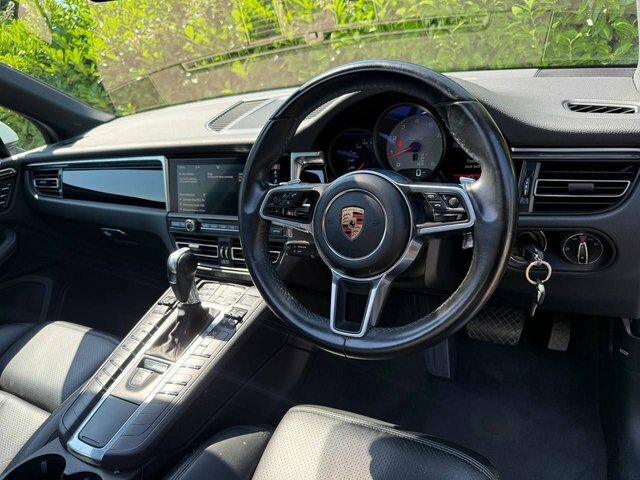 Porsche Macan 3.0T V6 S Suv Pdk 4Wd Euro 6 Ss 354 White #3