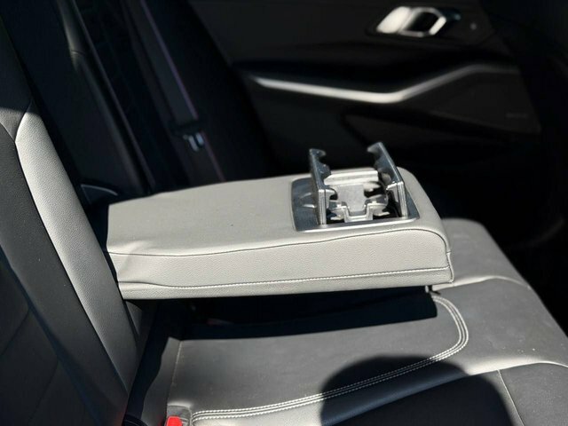 BMW 3 Series 320I M Sport Black #9