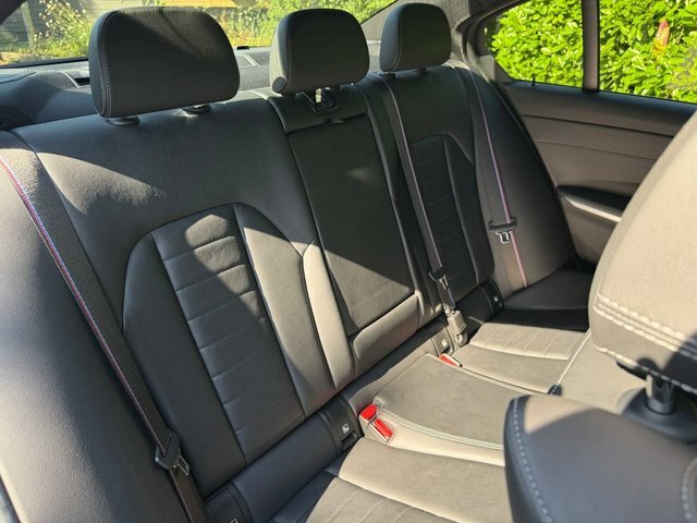 BMW 3 Series 320I M Sport Black #13
