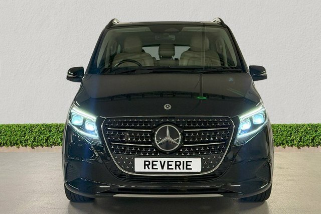 Mercedes-Benz V Class 2.0 V300d Sport Mpv G-tronic Euro 6 S Black #2