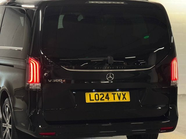Mercedes-Benz V Class V 220 D Amg Premium Extra-long Grey #85