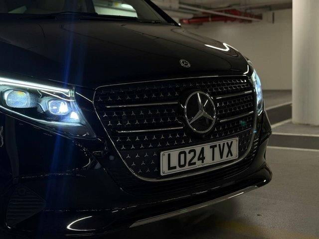 Mercedes-Benz V Class V 220 D Amg Premium Extra-long Grey #69
