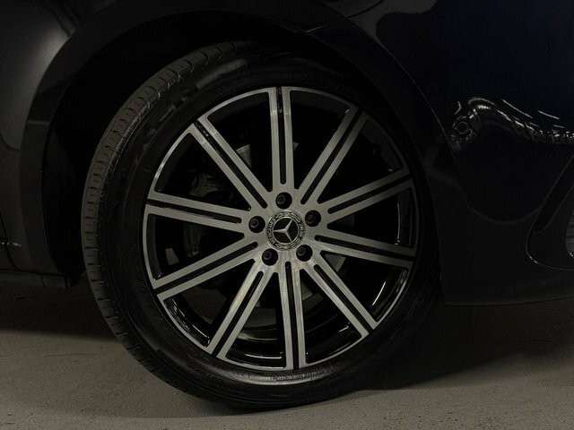 Mercedes-Benz V Class V 220 D Amg Premium Extra-long Grey #76