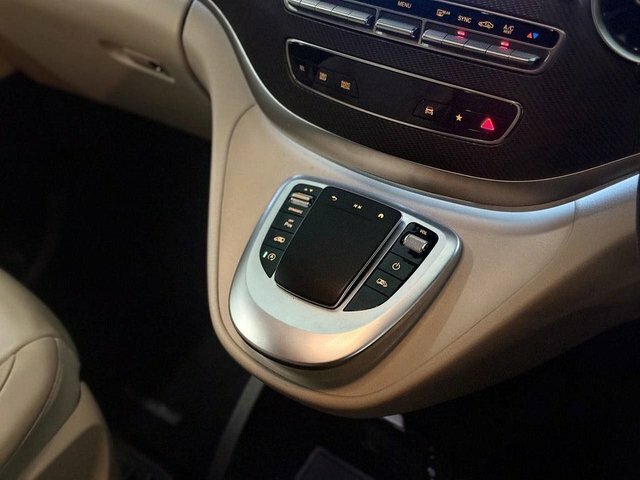 Mercedes-Benz V Class V 300 D Avantgarde Extra Long Grey #56