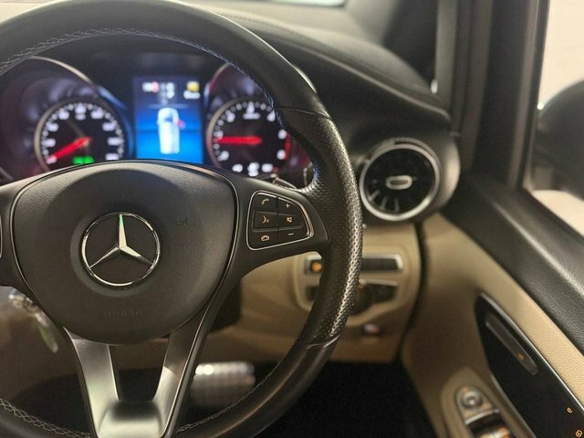 Mercedes-Benz V Class V 300 D Avantgarde Extra Long Grey #28