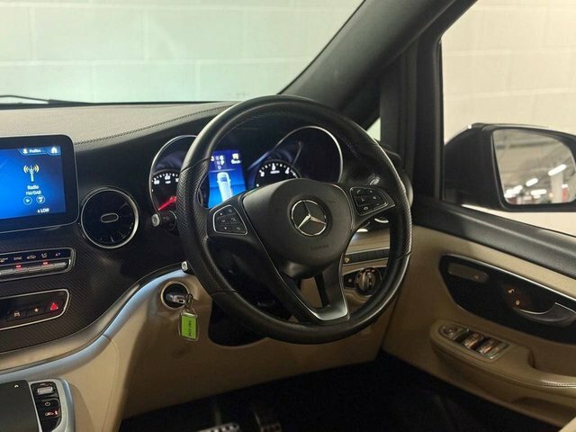 Mercedes-Benz V Class V 300 D Avantgarde Extra Long Grey #26
