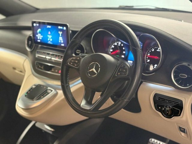 Mercedes-Benz V Class V 300 D Avantgarde Extra Long Grey #9