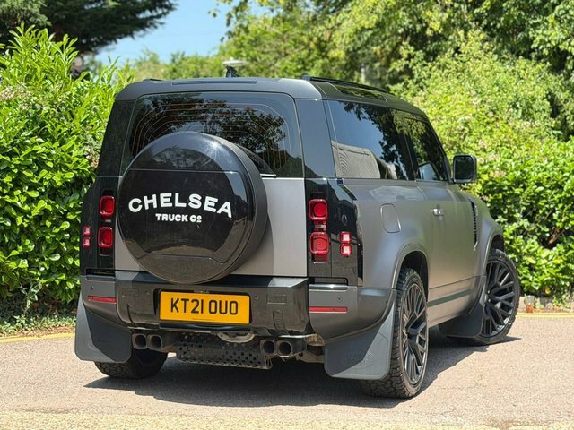 Land Rover Defender 3.0 Hard Top Se 246 Bhp Grey #94