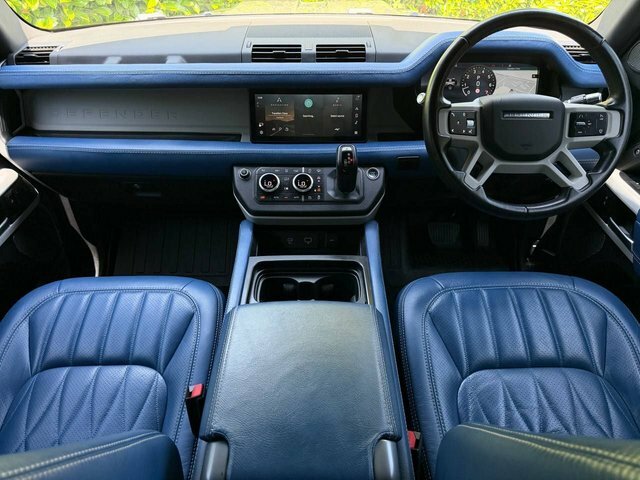 Land Rover Defender 3.0 Hard Top Se 246 Bhp Grey #26