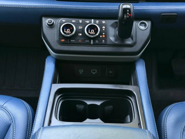 Land Rover Defender 3.0 Hard Top Se 246 Bhp Grey #23