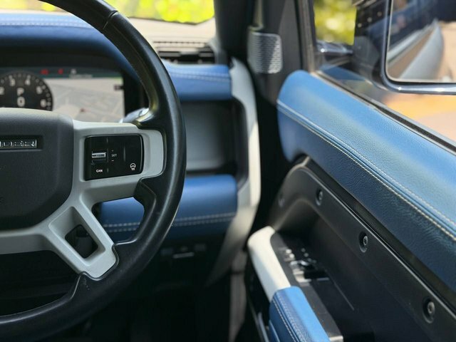 Land Rover Defender 3.0 Hard Top Se 246 Bhp Grey #35
