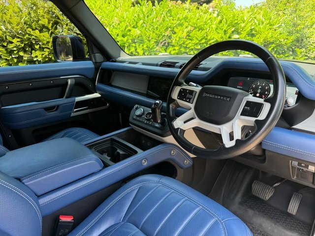 Land Rover Defender 3.0 Hard Top Se 246 Bhp Grey #10