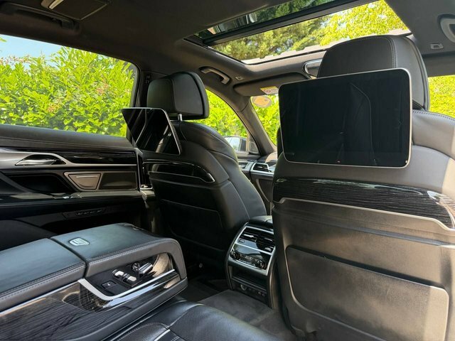 BMW 7 Series 745Le Xdrive Blue #18