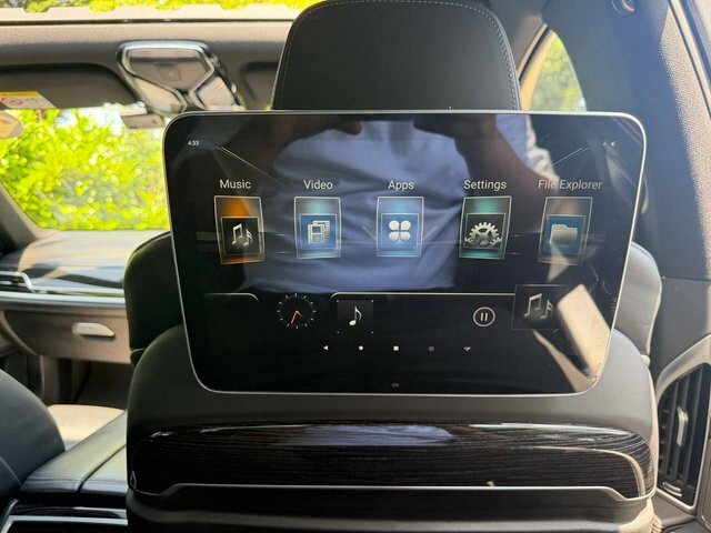 BMW 7 Series 745Le Xdrive Blue #30
