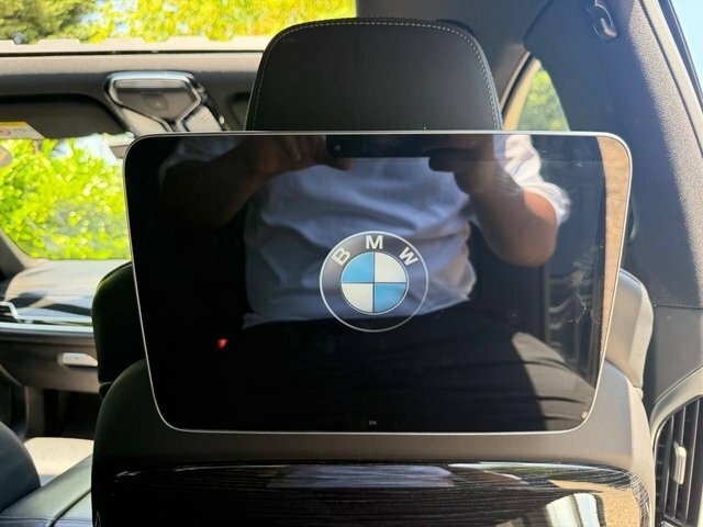 BMW 7 Series 745Le Xdrive Blue #26