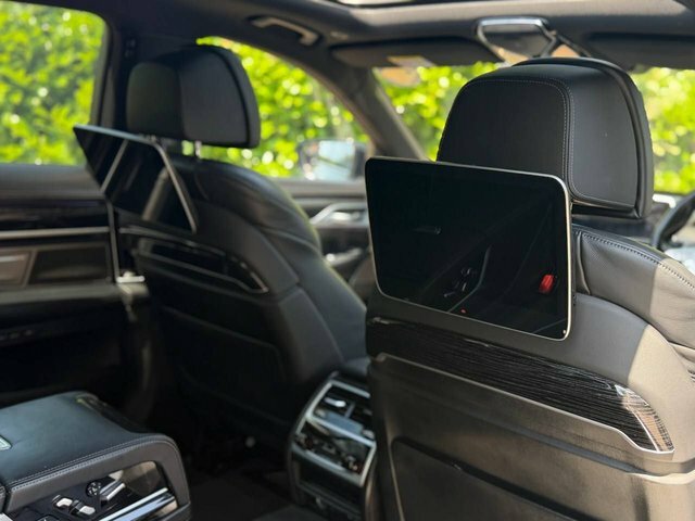 BMW 7 Series 745Le Xdrive Blue #17