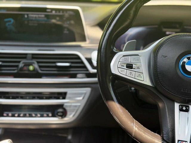 BMW 7 Series 745Le Xdrive Blue #41