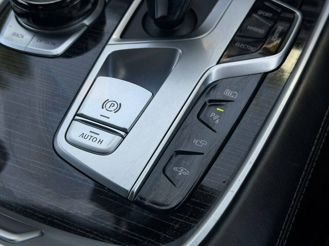 BMW 7 Series 745Le Xdrive Blue #71