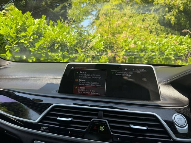 BMW 7 Series 745Le Xdrive Blue #64