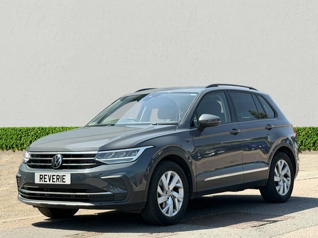 Volkswagen Tiguan 1.5 Tsi Life Suv Dsg Euro 6 Ss 150 Grey #3