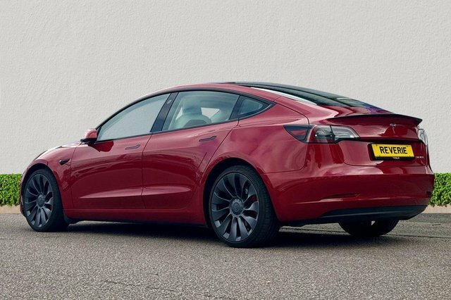 Tesla Model 3 Dual Motor Performance Saloon Red #5