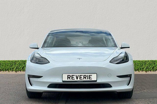 Tesla Model 3 Dual Motor Long Range Saloon 4 White #2