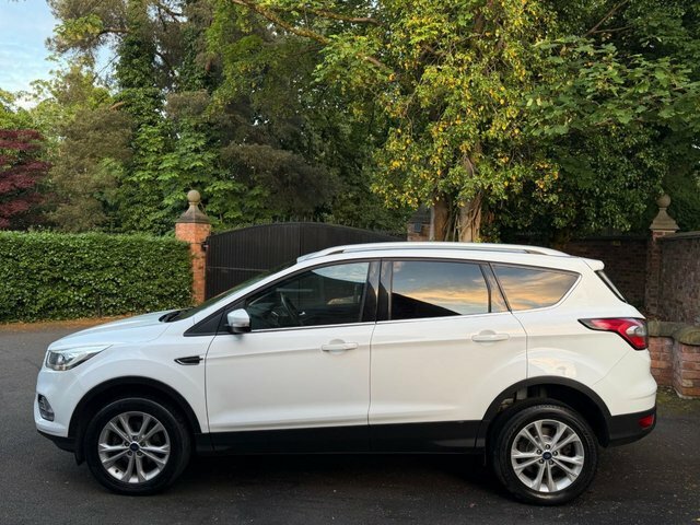 Ford Kuga 2018 1.5 Tdci Titanium Suv Euro YL68CUY White #2