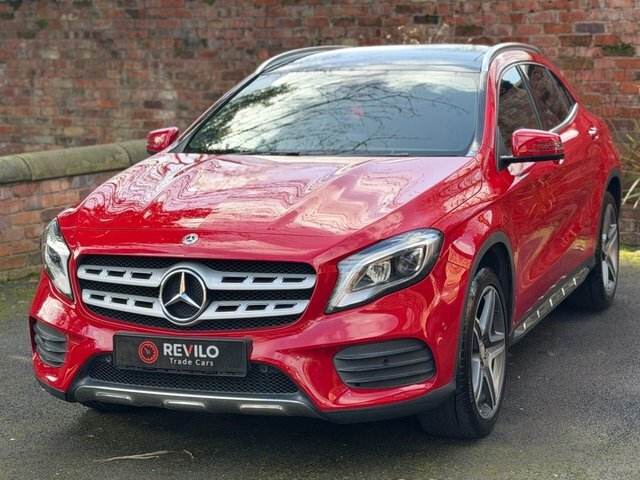 Mercedes-Benz GLA Class 2017 2.1 Gla200d Amg Line Premium Plus Suv D Red