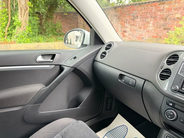 Volkswagen Tiguan Tdi Bluemotion Tech Match White #28