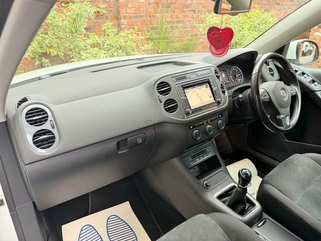 Volkswagen Tiguan Tdi Bluemotion Tech Match White #30