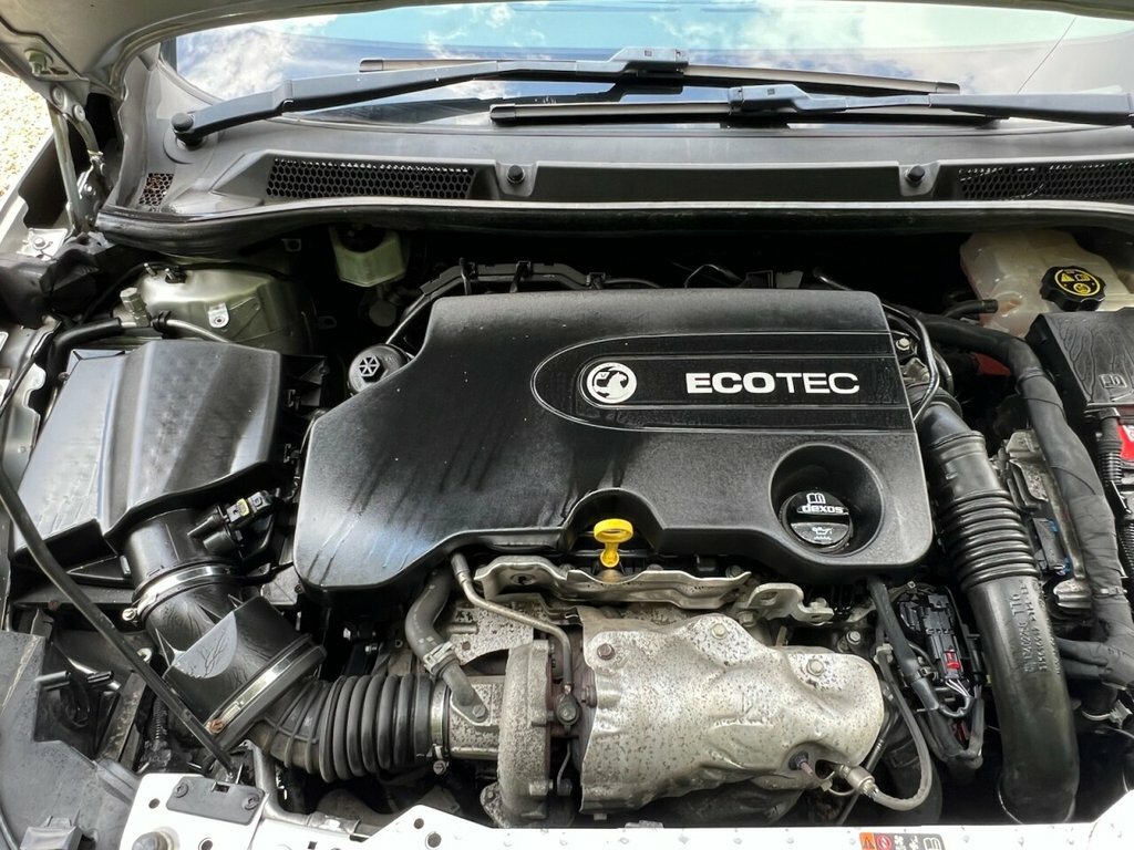 Vauxhall Cascada 2L Elite Silver #5
