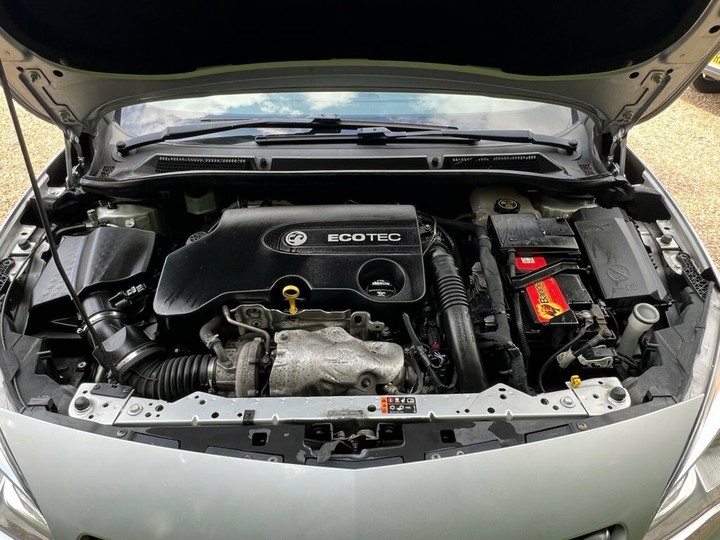 Vauxhall Cascada 2L Elite Silver #4
